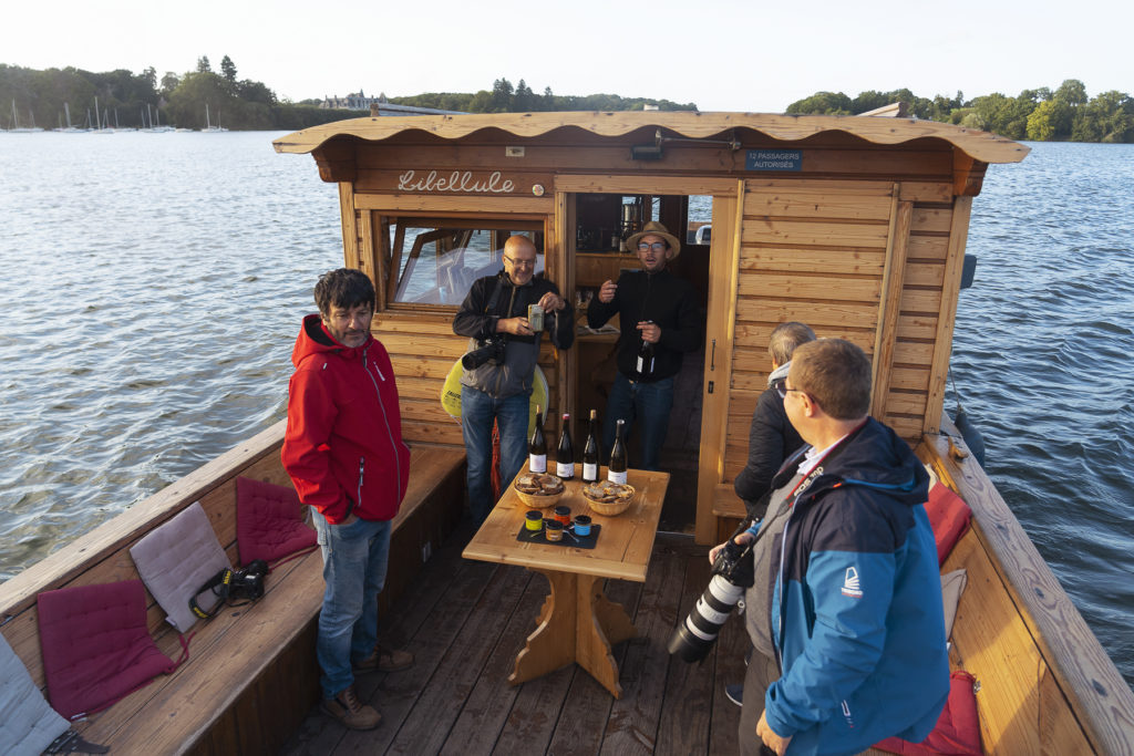 , Un voyage en petit comité et lumière dorée
